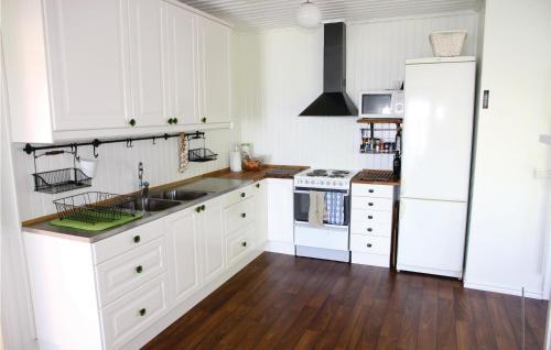 Holiday Home Ekebol F�lmyren Kl�ssbol