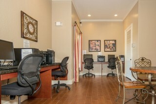 906 Charo Parkway Unit 432 2 Bedrooms, 2 Bathrooms