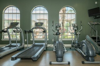 906 Charo Parkway Unit 432 2 Bedrooms, 2 Bathrooms