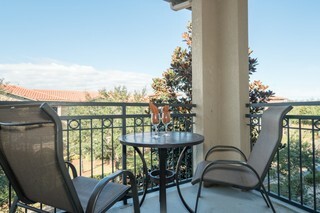 903 Charo Parkway Unit 835 4 Bedrooms, 3 Bathrooms