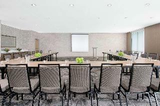 Hotel Home2 Suites By Hilton Long Island Brookhaven Ny