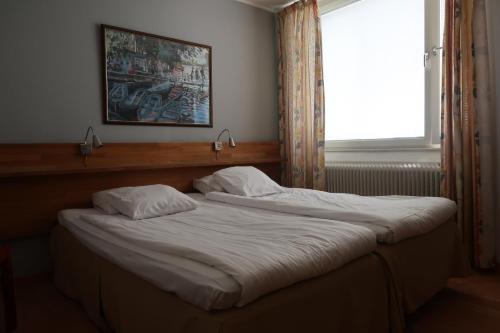 Hotel Aveny Bed & Breakfast