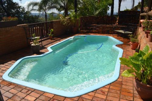 Hostal Edelweiss Corporate Guest House