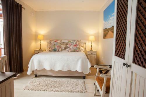 Hostal Four Palms Accommodation & Conferencing