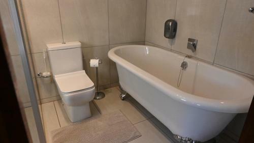 Hostal Lamor Guest House