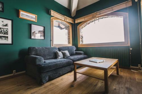 Unique Chalet Right On The Slopes With View And Pk