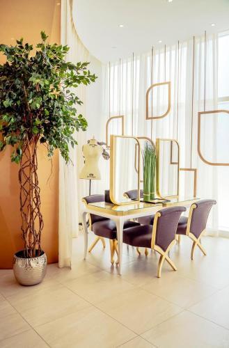 Apartamento Blue Ocean Holiday Homes - (Damac Heights )
