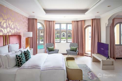 Dream Inn - Los Palma's Beachfront Villa
