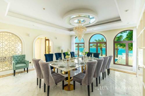 Villa Lux - The Dubai Paradise Palace