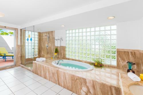 Hotel Cuisinart Golf Resort & Spa