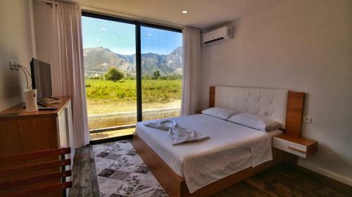 Hotel Summer Land