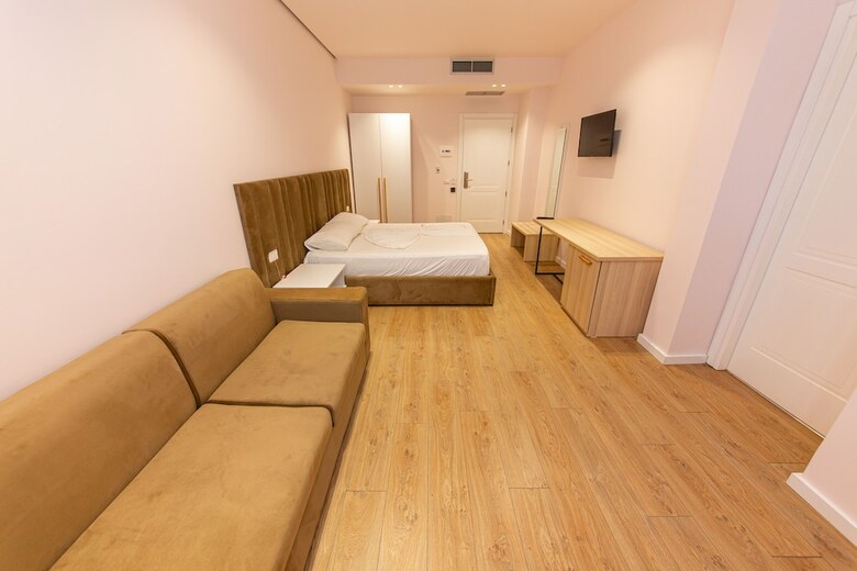 Hotel Alion