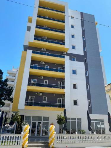 Ponari S Hotel
