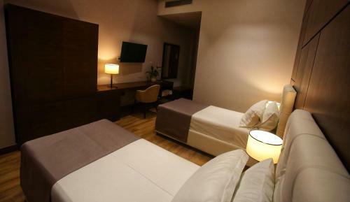 Portik Hotel