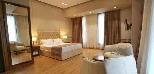 Portik Hotel