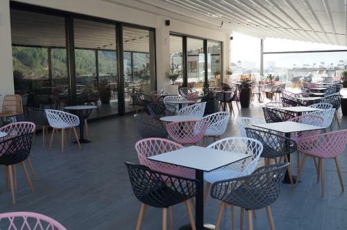 Portik Hotel