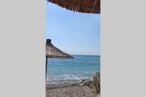 White Rocks - Spacious And Cute Apartment By The Sea