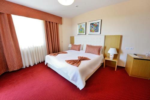 Jolly Hotel
