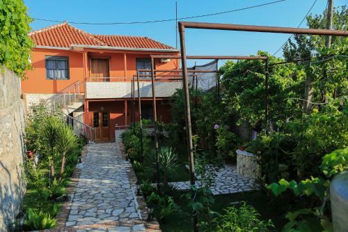 Kaloshi Villa