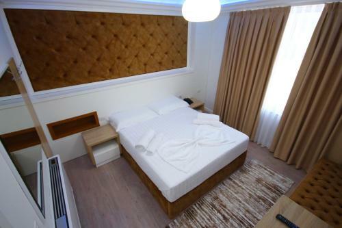 Eljos Hotel