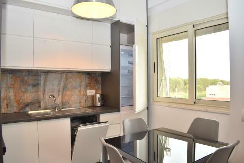 Glam Apartment - 164