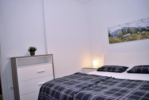 Glam Apartment - 164