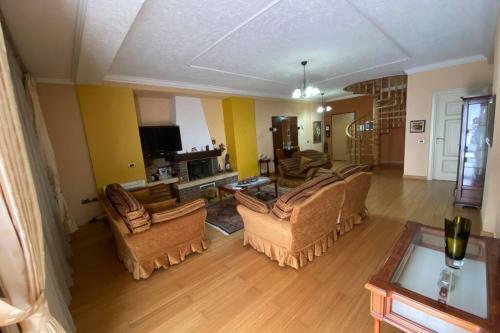 818 Duplex Apartment Durr�s