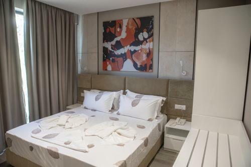Hotel Qeparo