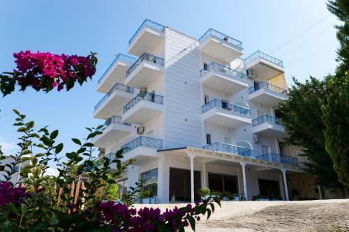 Sea View Apartment In Saranda