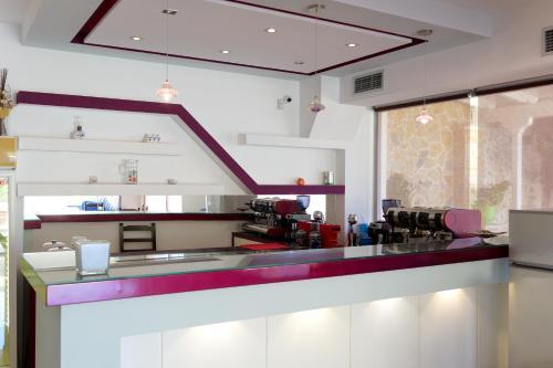Lovely 2-bedroom Apartment In Saranda