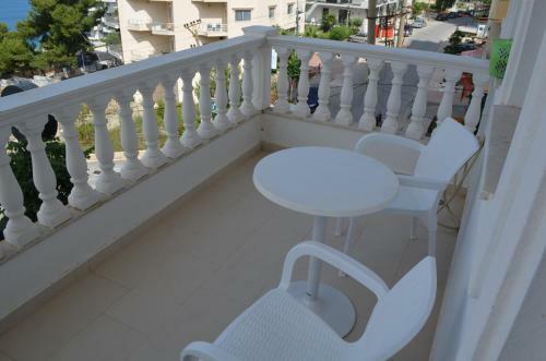 Sejdi Apartments