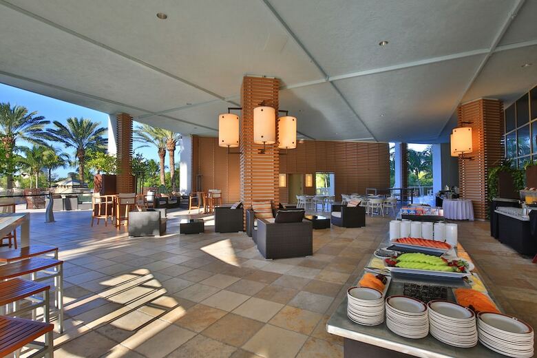 Hotel Naples Grande Beach Resort