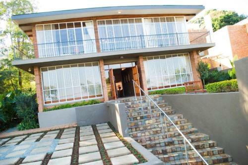 Hostal Adagio Guest House