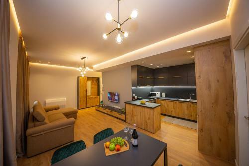 Central Chic Apartments