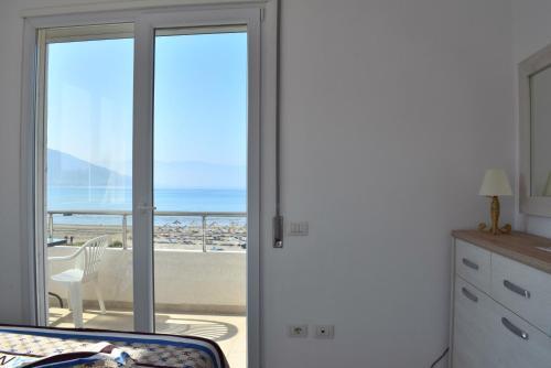Sea View Apartment - 007