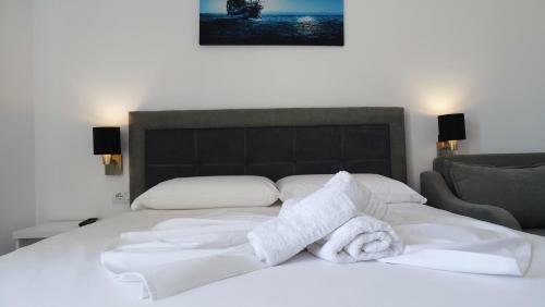 Piazza Hotel Jakova