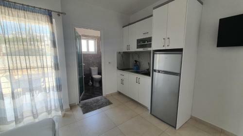 Hostal Villa Leni Oruci
