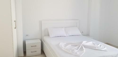 Hostal Villa Leni Oruci