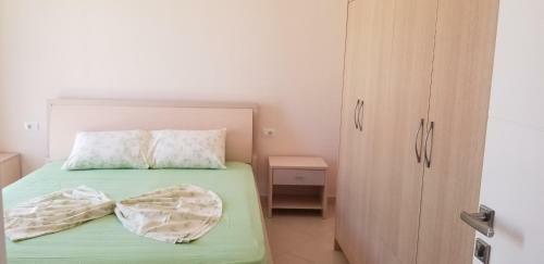 Hostal Villa Leni Oruci