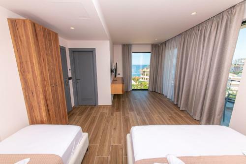 Hotel Utopia