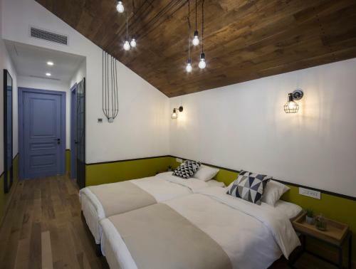 Hover Boutique Hotel
