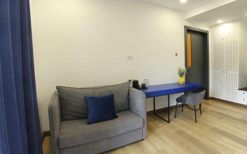 Hover Boutique Hotel