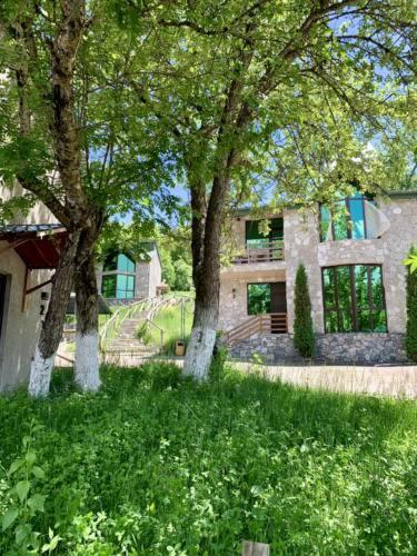 Dilijan Villa 12