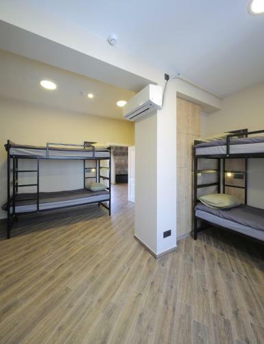 Highland Hostel