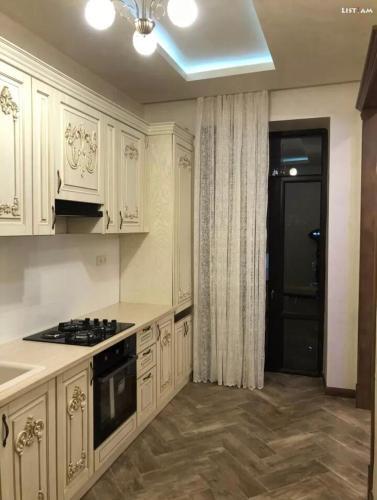Apartments Mashtots 10