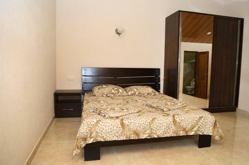 Hostal Cascade Sarmeni 33