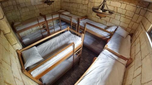 Retro Hostel & Tours