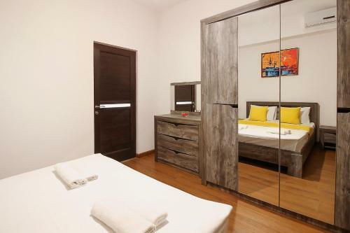 Apartments In Crystal Residence