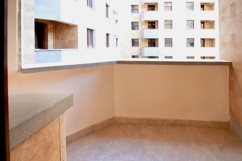 Apartments In Crystal Residence
