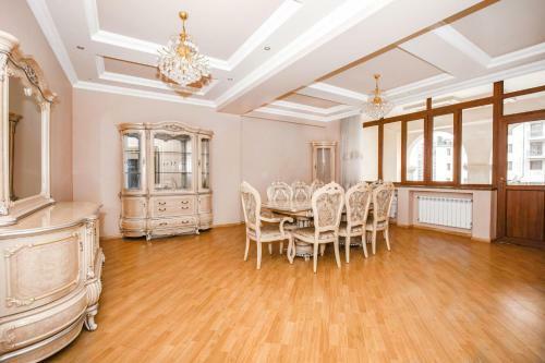 Stay Inn-royal Suite Apartments